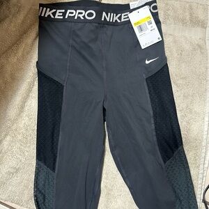 Nike pro dri fit leggings